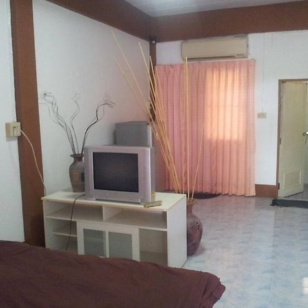 Baan Kanlaya Chonburi Exterior foto